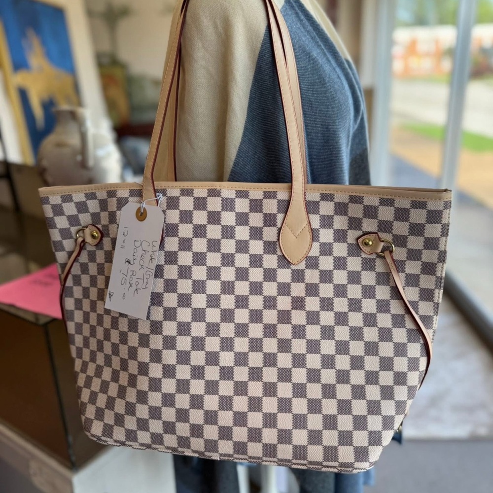 Daisy Rose Checkered Tote Bag